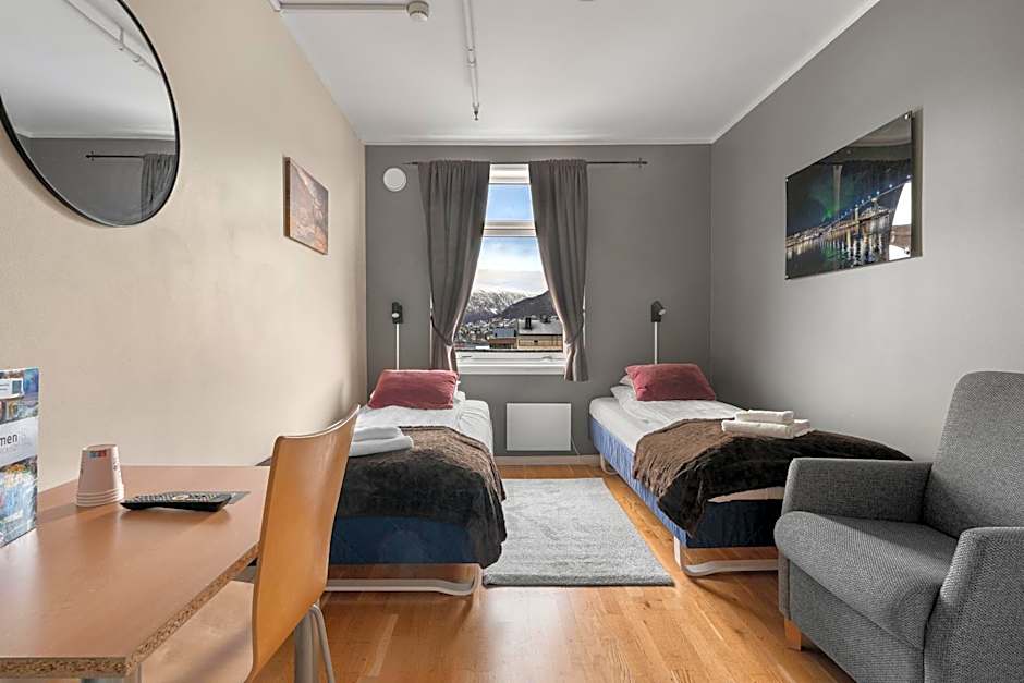 Enter Backpack Hotel