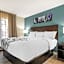 Sleep Inn & Suites