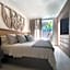 2 Bed Bath for 5 A 102