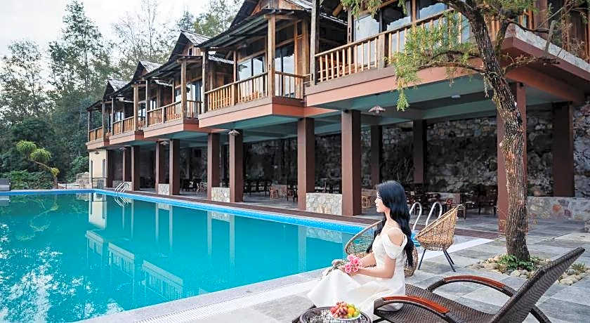 Khuoi Han Ecolodge Cao Bang