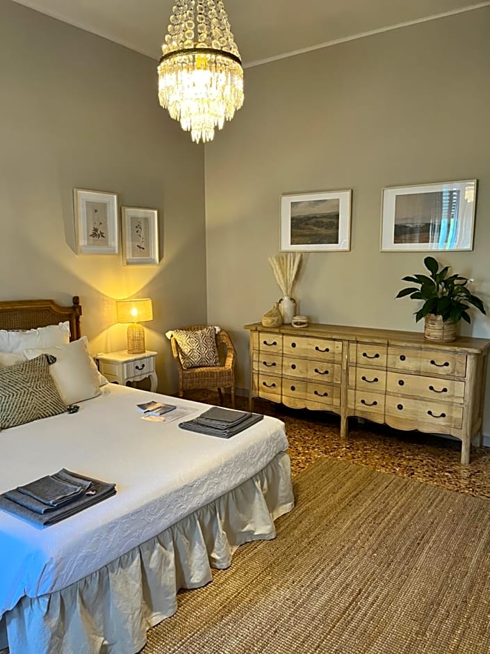 Villa House and Garden B&B