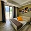 Sundeck Hotel