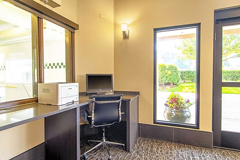 Comfort Suites Columbia River