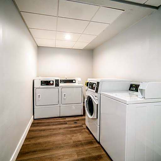 MainStay Suites Moreno Valley Near March Air Reserve Base