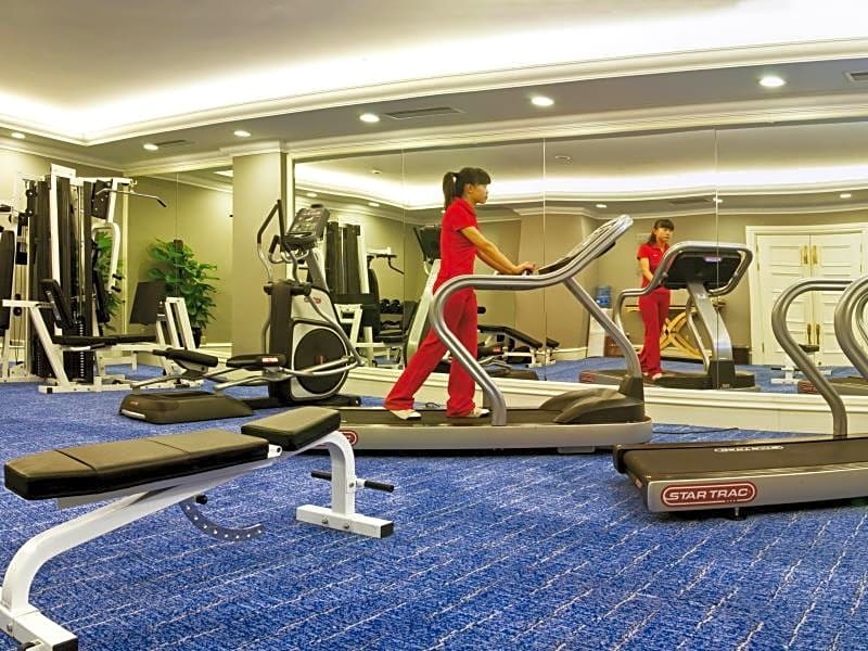 Days Hotel & Suites Fudu