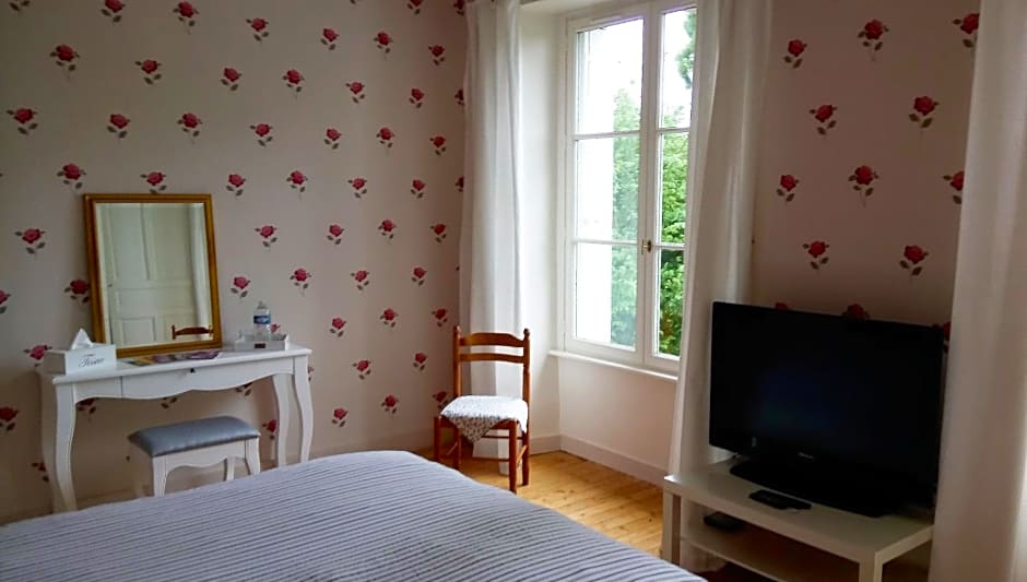 AU MANOIR DE LA BARRE