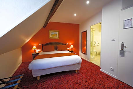 Classic Small Double Room