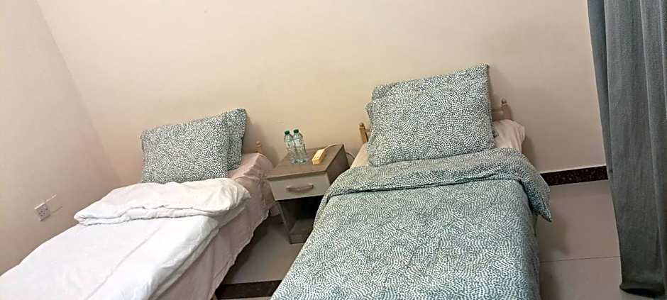 Top House Zayed Airport AUH