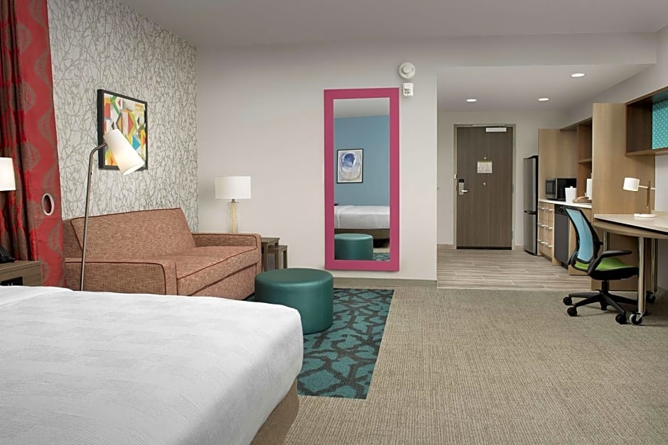 Home2 Suites by Hilton Tampa Westshore Airport, FL