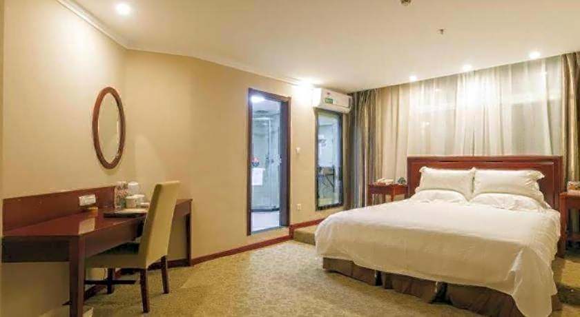 GreenTree Inn Puyang Pushang Huanghe Road