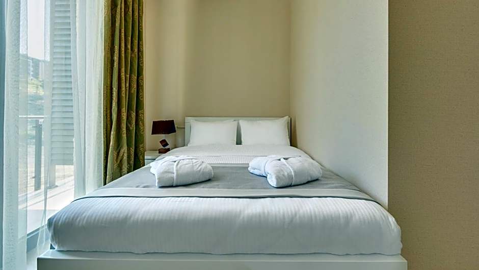 Lisi Hills Hotel