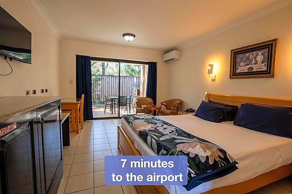 Novena Palms Motel