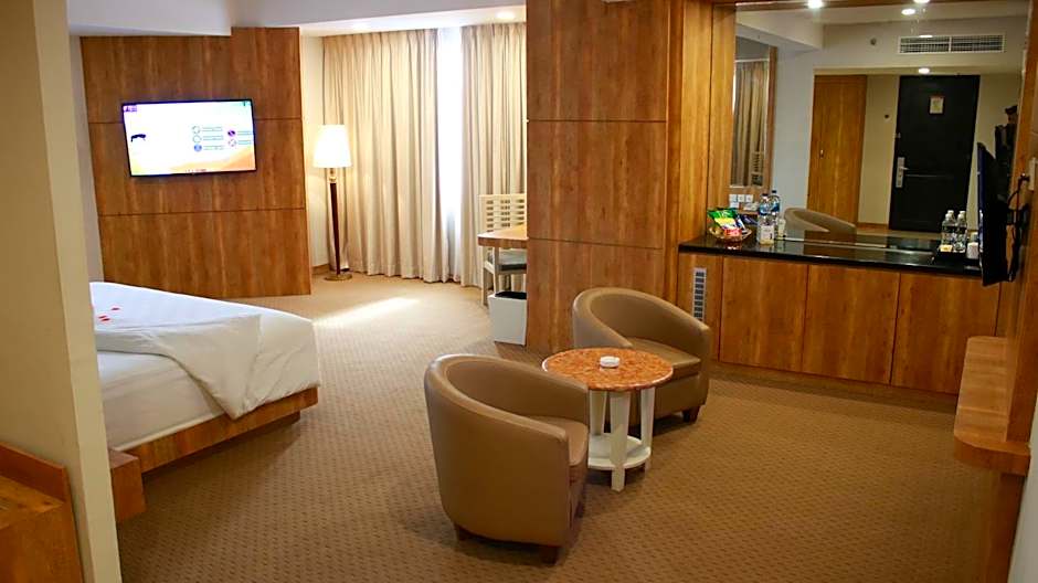 Photo 1 of 11 of 1 King Bed Suite
