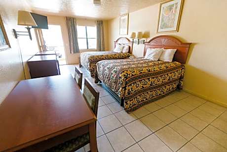 Double Room with Two Double Beds - Smoking