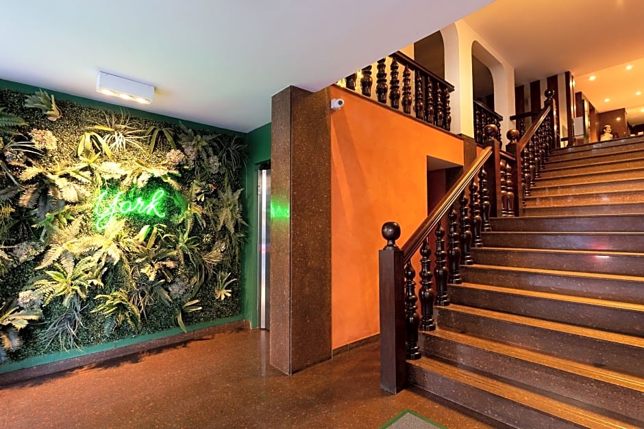 Hotel York