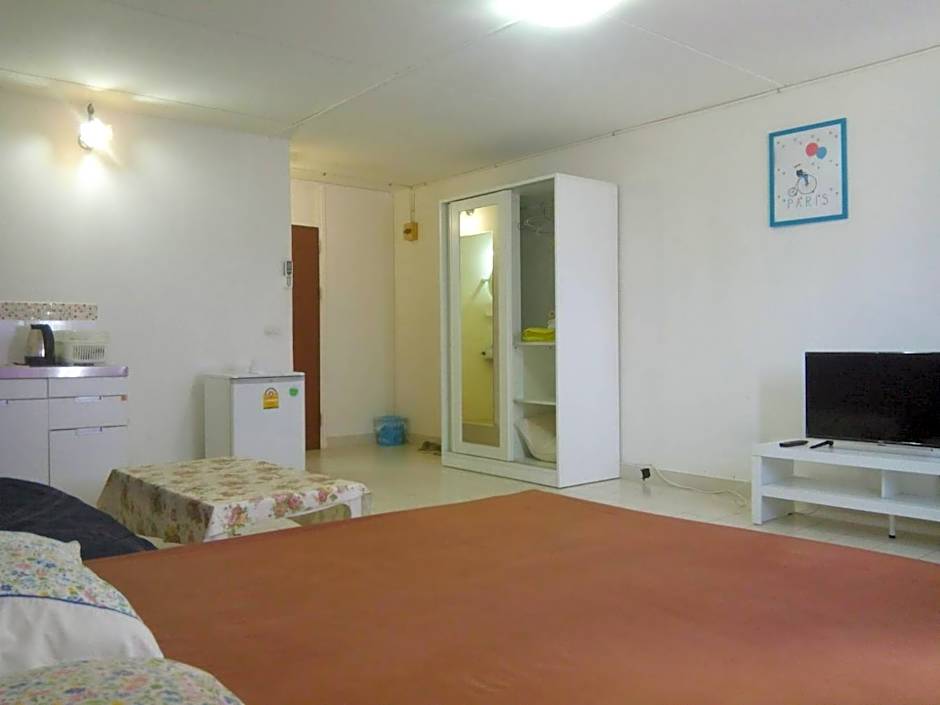 IMPACT Challenger Apartment Hostel Bangkok Thailand