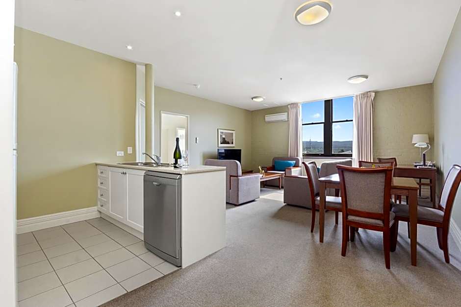 Launceston Central Apartment Hotel