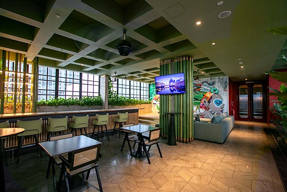 The Upper House, Batu Kawan