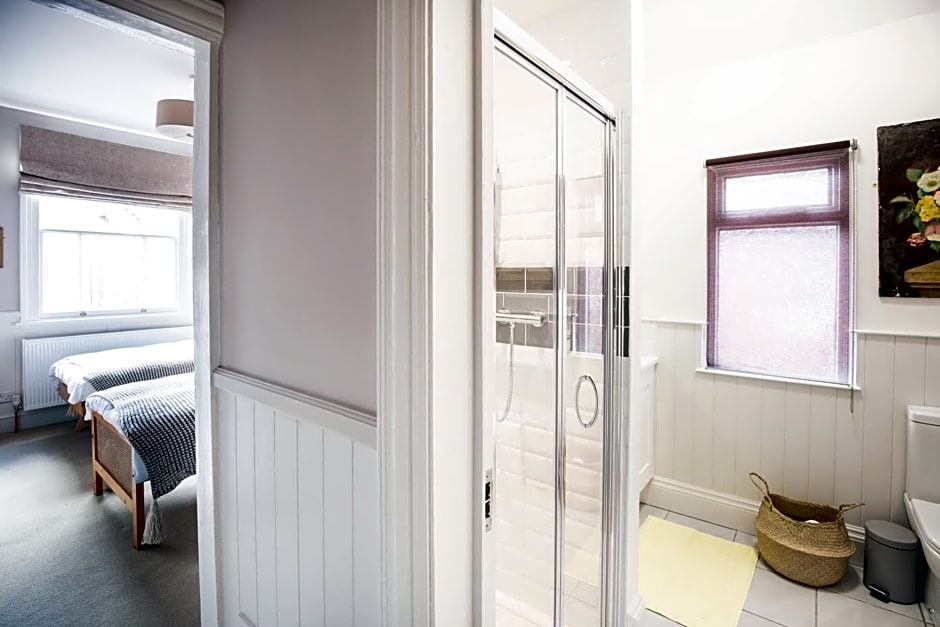 Bournville House & Cafe