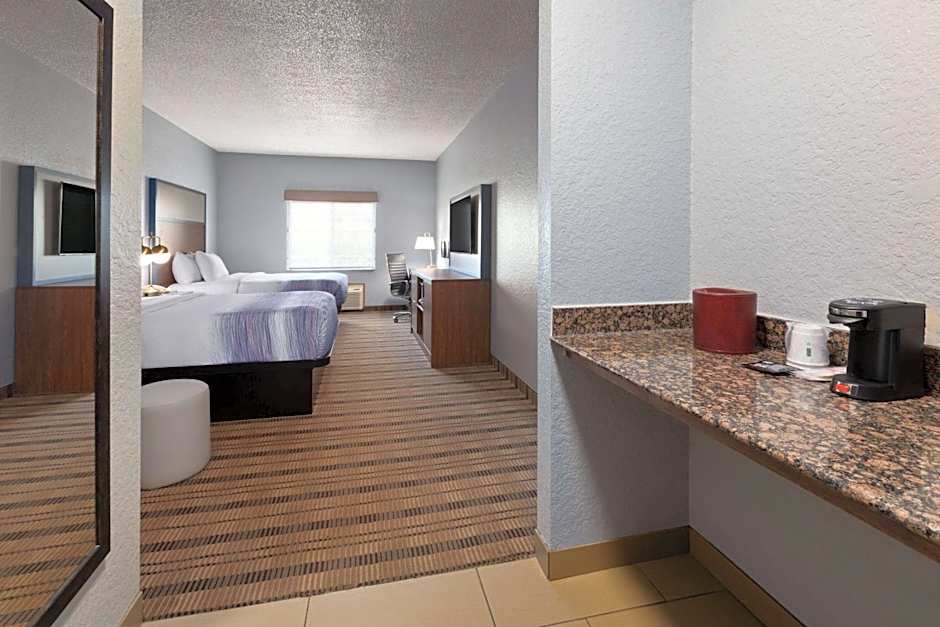 AmericInn by Wyndham Grinnell