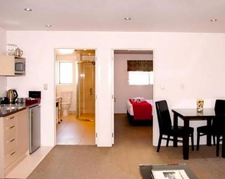 Deluxe Room with Open-Air Hot Tub