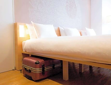 Economy Twin Room