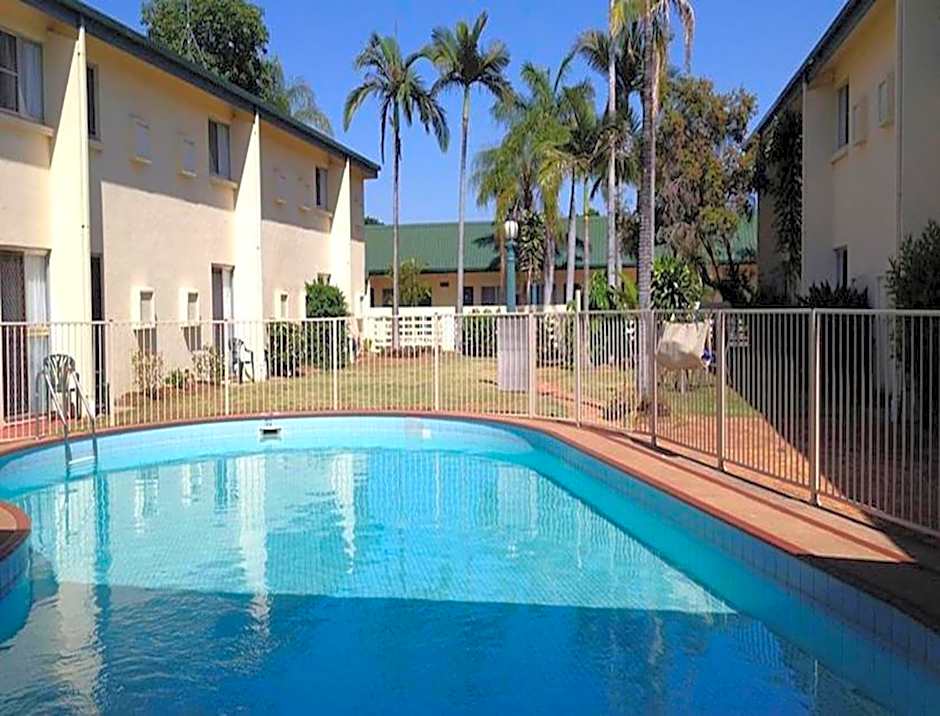 Emerald Central Hotel Official