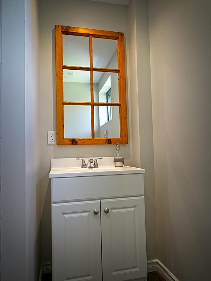 Gateside Chalets Expansive 6 Bedroom Hot Tub Near Village Blue Mountain