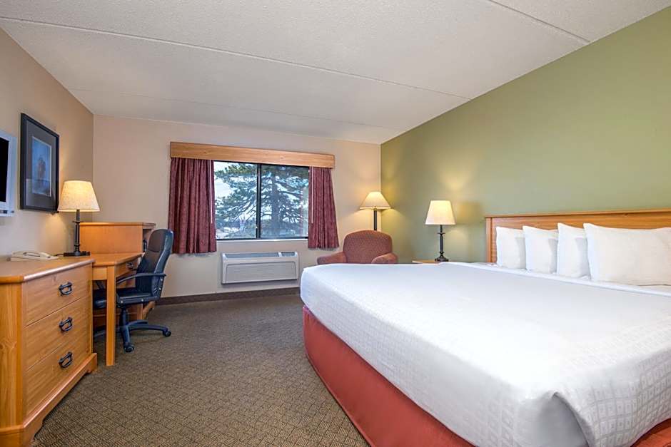 AmericInn by Wyndham Pampa - Event Center