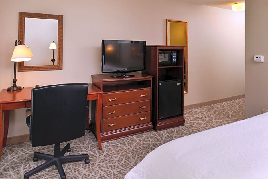 Hampton Inn By Hilton Litchfield