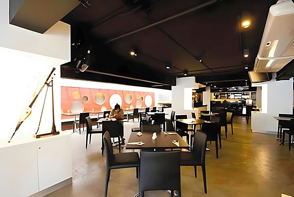 My Hotel CMYK @ Ratchada