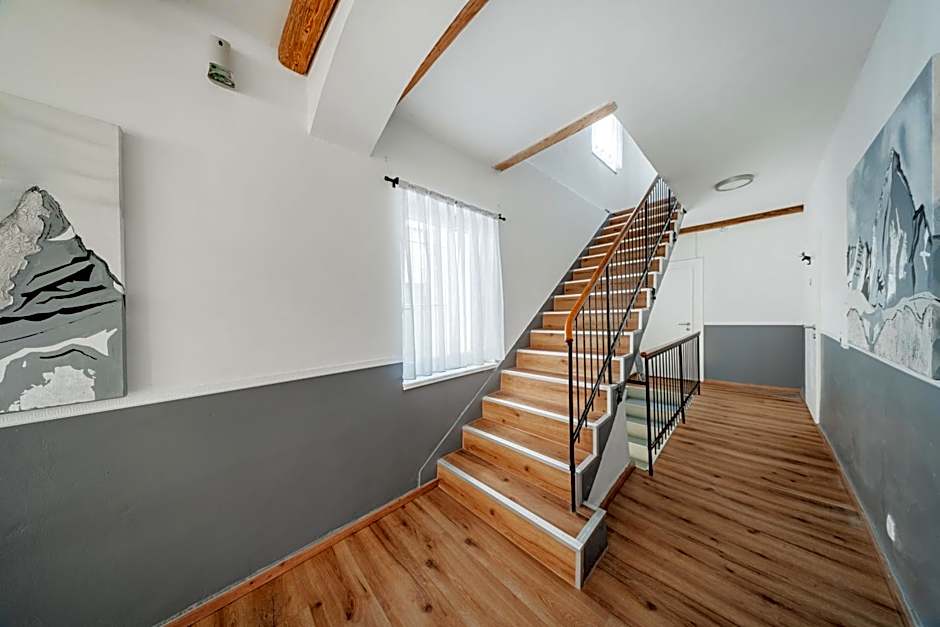 Innsbruck Underground Atelier