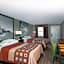 Super 8 by Wyndham Bradenton Sarasota Area