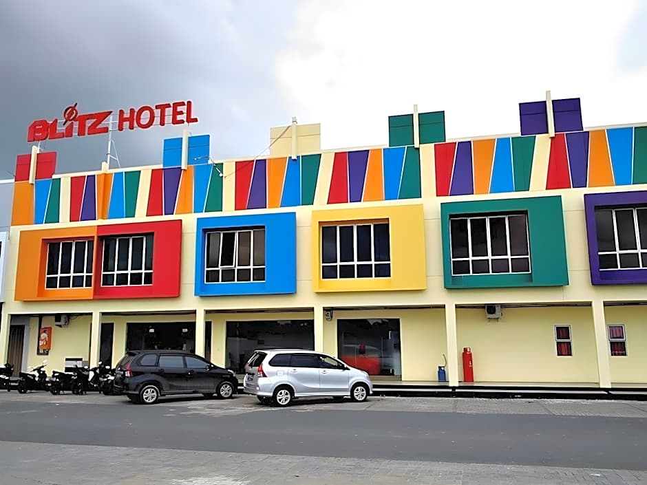 Blitz Hotel Tanjung Uncang
