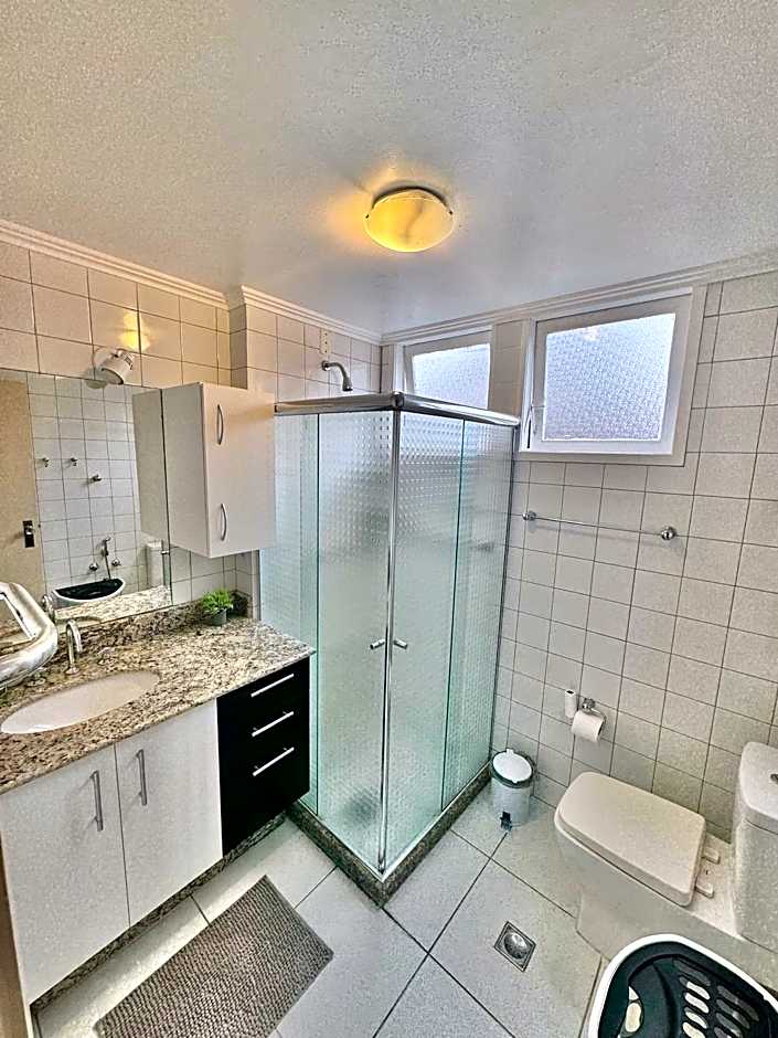 Apartamento com piscina em Olaria
