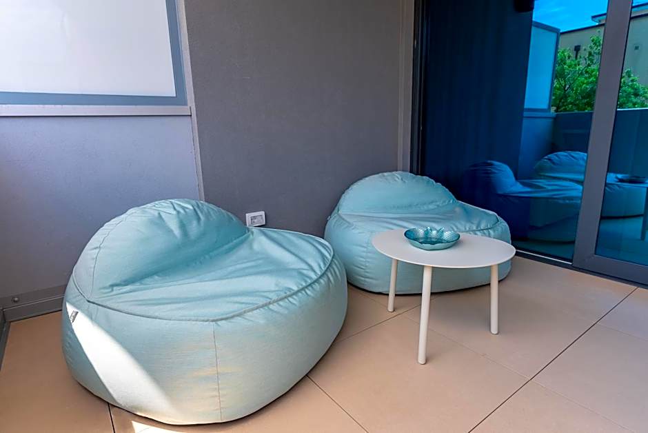 Aparthotel Zefiro com design, large terrace, bike, near beach and thermal