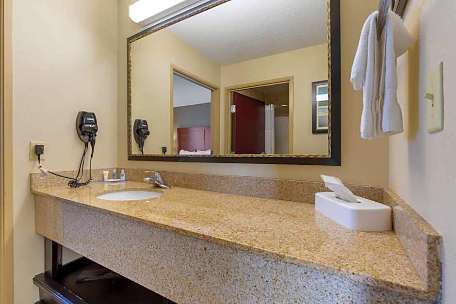Comfort Inn & Suites Cambridge
