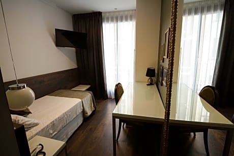 Single - Room