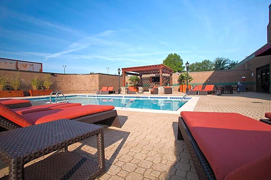 Hilton Charlotte University Place