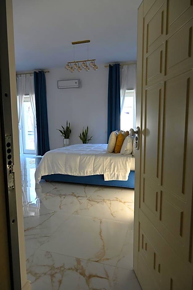 NM Luxury Suites