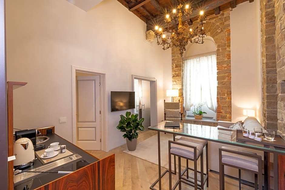 Donati Luxury Tower Suites