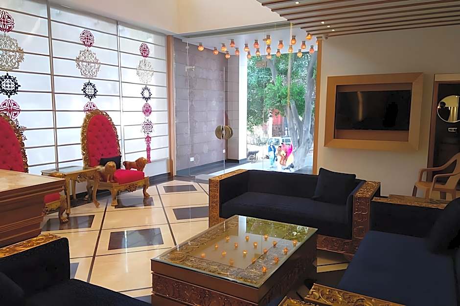 One Earth GG Regency (80 Steps to Golden Temple)