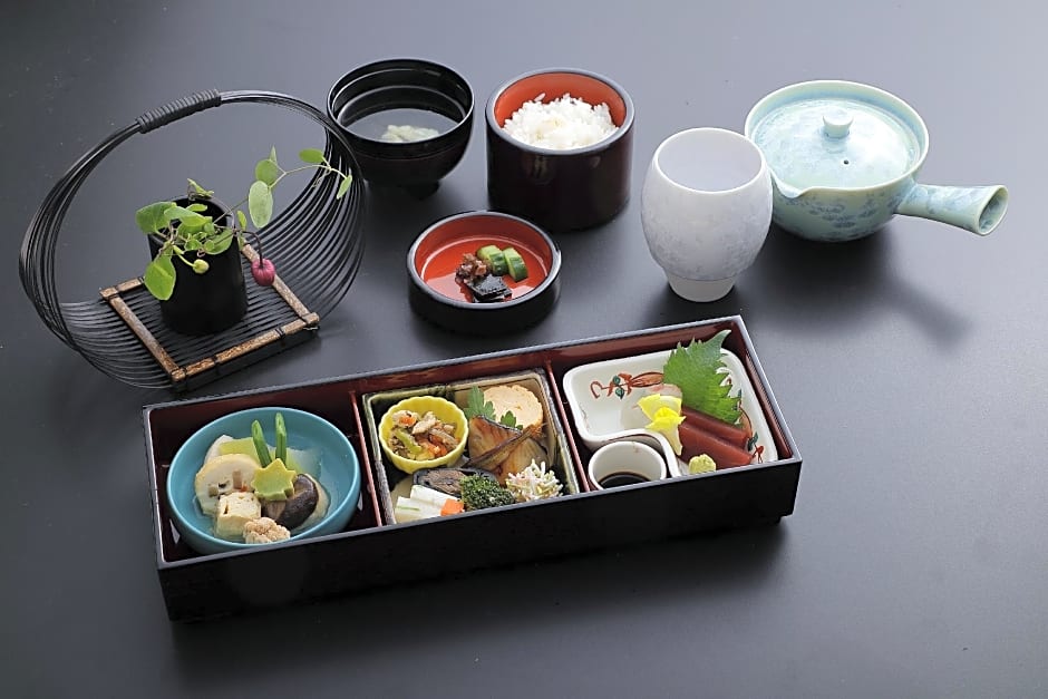 THE JUNEI HOTEL Kyoto Imperial Palace West