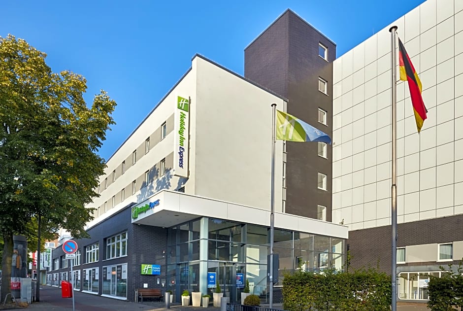 Holiday Inn Express Hamburg City Centre Hamburg Preise Ab Eur71