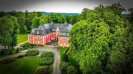 Pałac Spiż Miłków koło Karpacza