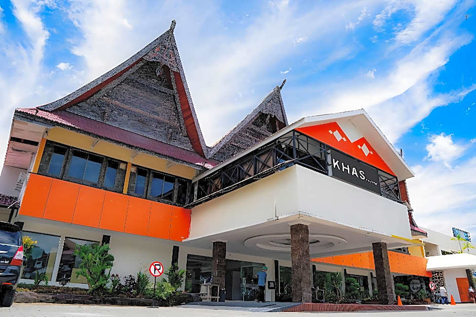 Khas Parapat