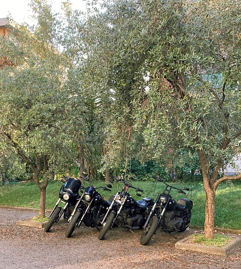 Hotel Ghironi