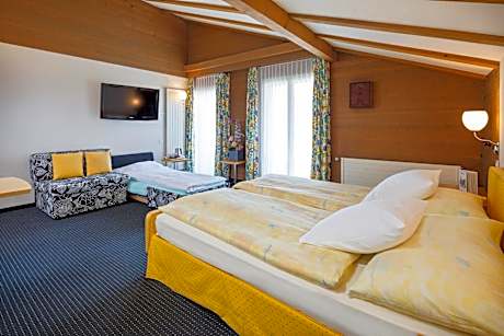 Standard Quadruple Room