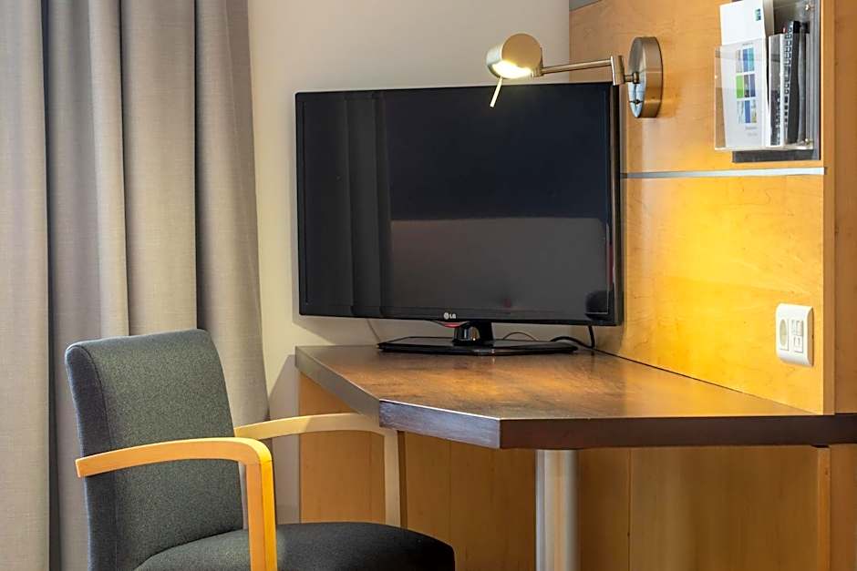 Holiday Inn Express Lisbon-Oeiras By IHG