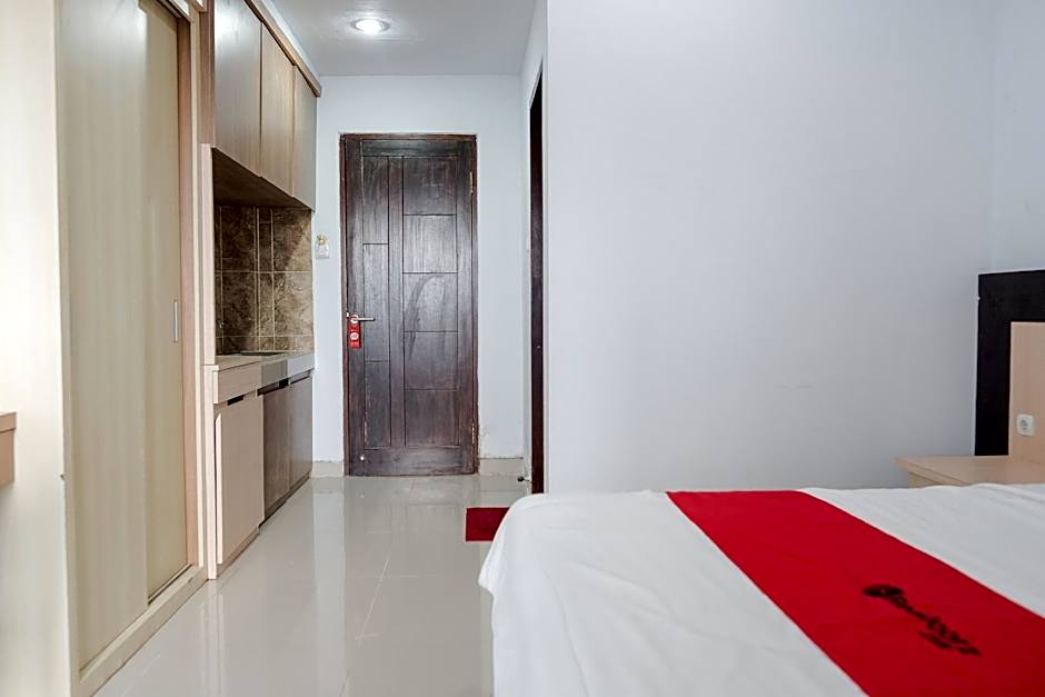RedDoorz near Muaya Beach Jimbaran